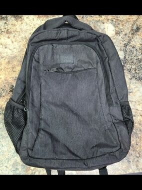 Matein Black Everyday Backpack for Men - Commuter & Travel
